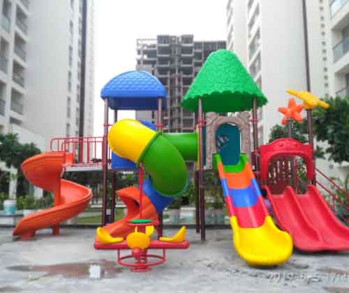Outdoor Multiplay System: A Fun and Educational Way for Kids to Play